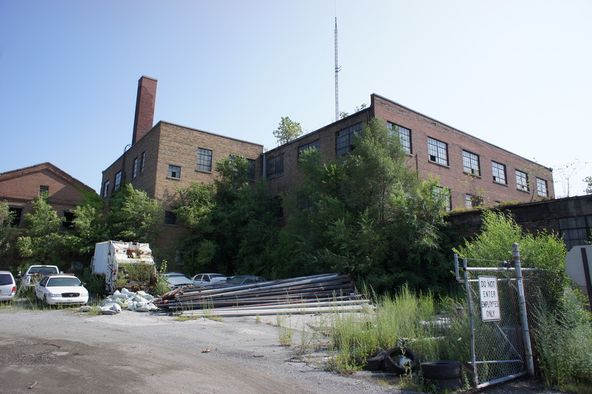 900 Madison Street , Gary, IN 46402